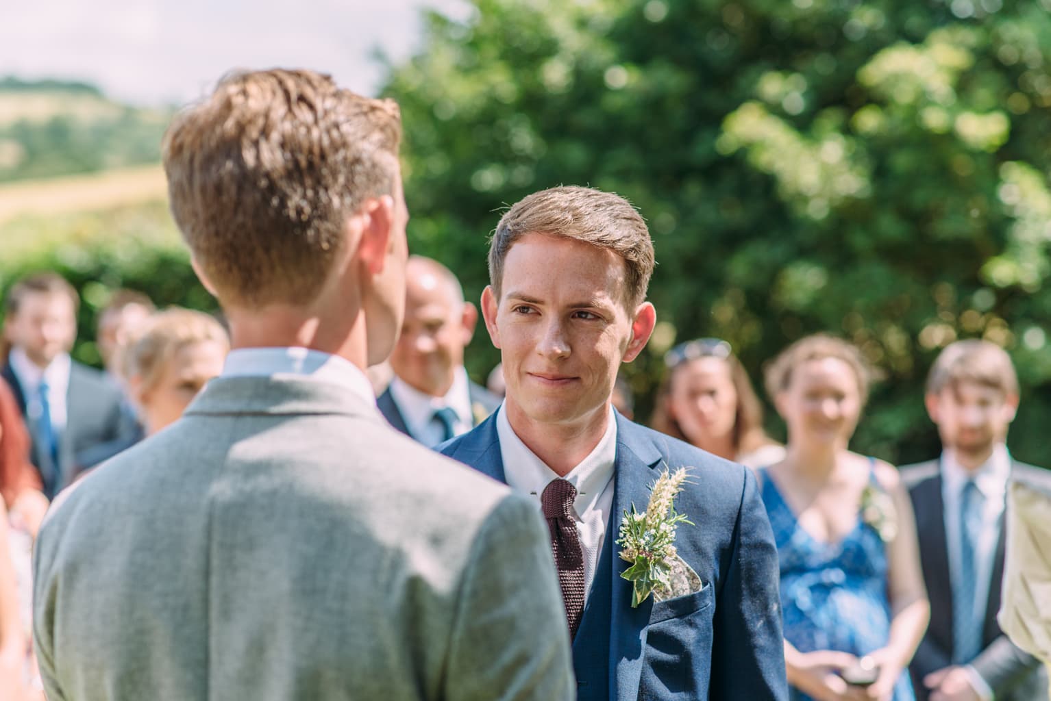 © Anna Pumer Photography outdoor wedding ceremony