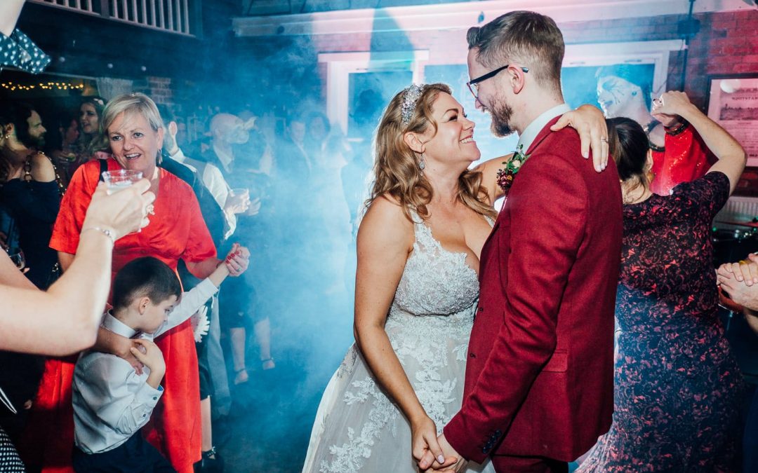 Wedding Photographers: How to nail dancefloor photos